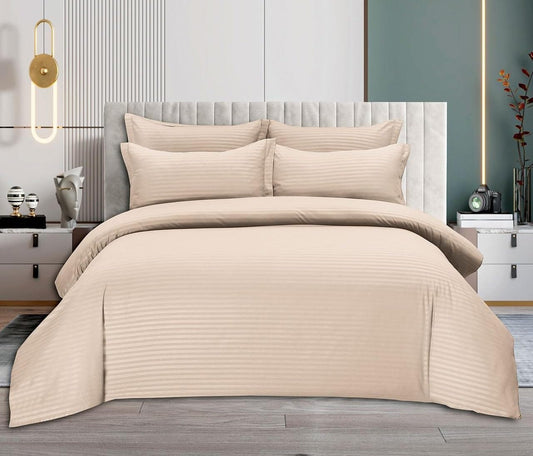 Generic Sleeping Bear 6-Piece Luxury King Size Cotton Bedsheet - Quilt Cover Set | 1 Fitted 200 * 200 Sheet + 1 Quilt Cover + 4 Pillow Cases (Beige)